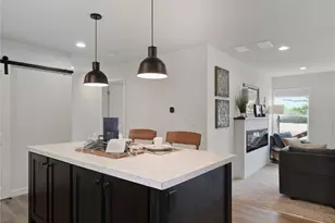 723 Broadway Ave, Hoquiam, WA 98550 - Photo 15