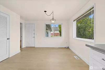 5402 Yakima Avenue, Tacoma, WA 98408 - Photo 13