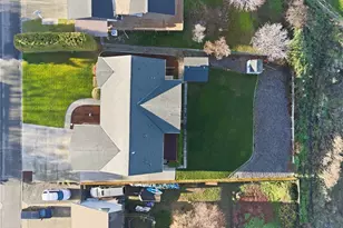 340 SE Highland Park Dr, College Place, WA 99324 - Photo 3