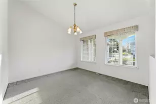 340 SE Highland Park Dr, College Place, WA 99324 - Photo 5