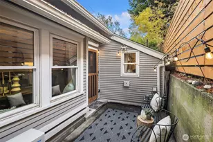 108 N 60th St, Seattle, WA 98103 - Photo 5