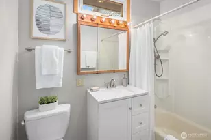 108 N 60th St, Seattle, WA 98103 - Photo 21