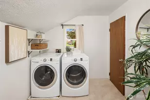 108 N 60th St, Seattle, WA 98103 - Photo 17