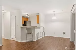 11527 Hwy 99, Everett, WA 98204 - Photo 3