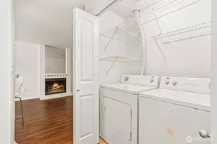 11527 Hwy 99, Everett, WA 98204 - Photo 9