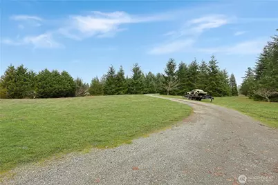 13929 Mariposa Lane SE, Yelm, WA 98597 - Photo 5