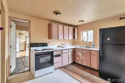 303 S Baker Street, Mount Vernon, WA 98273 - Photo 11