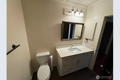 9803 Rainier Avenue S #upper, Seattle, WA 98118 - Photo 3