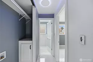 748 S Cloverdale St, Seattle, WA 98108 - Photo 5