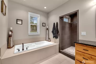 15301 NE 244th Street, Battle Ground, WA 98604 - Photo 15
