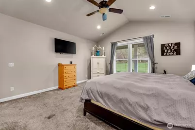 15301 NE 244th Street, Battle Ground, WA 98604 - Photo 13