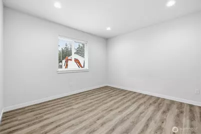 6311 Bearpaw Court, Maple Falls, WA 98266 - Photo 13