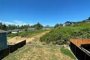 1118 S 36th St, Renton, WA 98055 - Photo 11