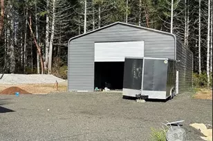 361 NE Southridge Dr, Belfair, WA 98528 - Photo 25