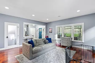 2300 NE Solar View Ct, Poulsbo, WA 98370 - Photo 9