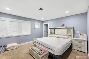 2300 NE Solar View Ct, Poulsbo, WA 98370 - Photo 17