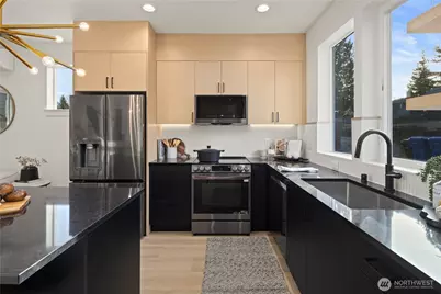 3415 48th Avenue SW, Seattle, WA 98116 - Photo 5