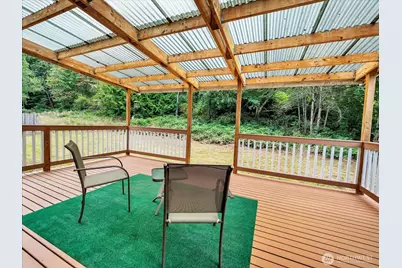 592 Kodiak Avenue, Camano Island, WA 98282 - Photo 15