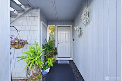 9105 1st Pl NE #1, Lake Stevens, WA 98258 - Photo 3