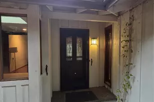 31 E Village View Dr, Allyn, WA 98588 - Photo 3