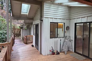 31 E Village View Dr, Allyn, WA 98588 - Photo 25