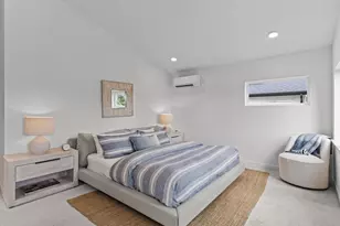 9017 Dibble Ave NW, Seattle, WA 98117 - Photo 17