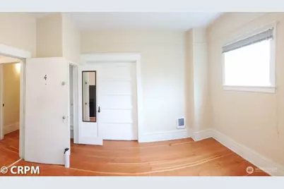 5211 19th Avenue NE, Seattle, WA 98105 - Photo 9