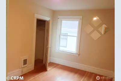 5211 19th Avenue NE, Seattle, WA 98105 - Photo 13