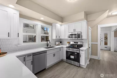 709 S Cedar Street, Tacoma, WA 98405 - Photo 15