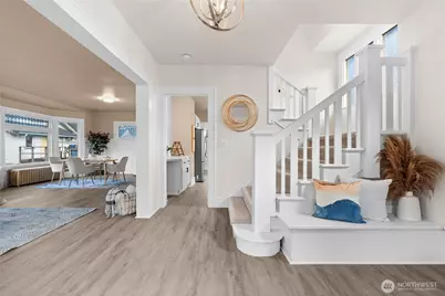 709 S Cedar Street, Tacoma, WA 98405 - Photo 5