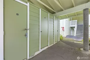 22242 24th Ave S, Des Moines, WA 98198 - Photo 31