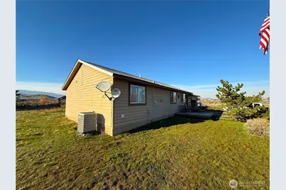 33 Greenacres Road, Riverside, WA 98849 - Photo 3