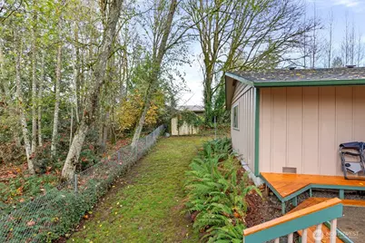 203 NE Alnus Way, Bremerton, WA 98310 - Photo 29