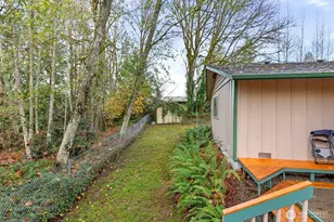 203 NE Alnus Way, Bremerton, WA 98310 - Photo 29