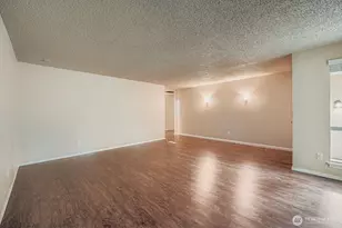 2738 SW 323rd St, Federal Way, WA 98023 - Photo 5