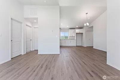 227 Poplar Street NE, Royal City, WA 99357 - Photo 5