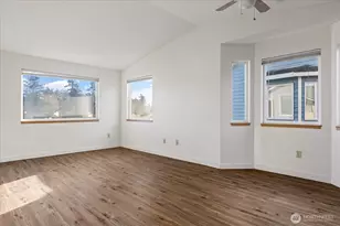 537 NE Ellis Way, Oak Harbor, WA 98277 - Photo 9