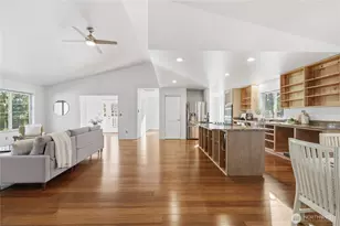 20919 President Point Rd NE, Kingston, WA 98346 - Photo 3