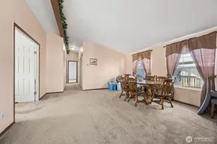 10718 62nd St Ct E, Puyallup, WA 98372 - Photo 9