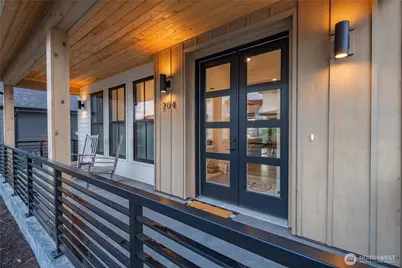 204 Pebblebrook Drive, Lynden, WA 98264 - Photo 3