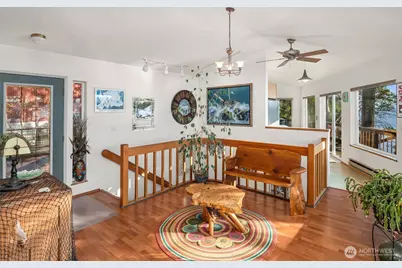 7782 Cypress Way, Anacortes, WA 98221 - Photo 17