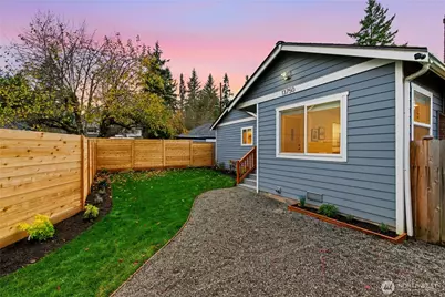 13750 3rd Avenue NW, Seattle, WA 98177 - Photo 23
