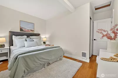 13750 3rd Avenue NW, Seattle, WA 98177 - Photo 17