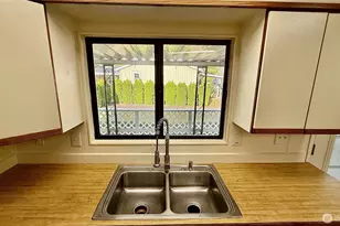 2725 E Fir St, Mount Vernon, WA 98273 - Photo 11