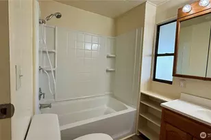 2725 E Fir St, Mount Vernon, WA 98273 - Photo 13