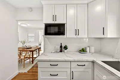 13750 3rd Avenue NW, Seattle, WA 98177 - Photo 9