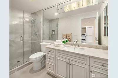 6363 Lake Washington Boulevard NE #203, Kirkland, WA 98033 - Photo 33