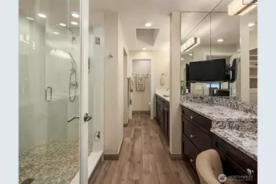 6363 Lake Washington Boulevard NE #203, Kirkland, WA 98033 - Photo 31