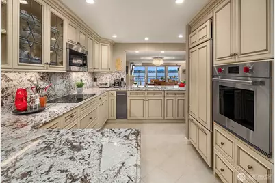 6363 Lake Washington Boulevard NE #203, Kirkland, WA 98033 - Photo 23