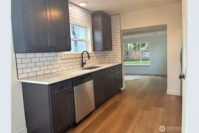 602 8th Street NW, Puyallup, WA 98371 - Photo 7